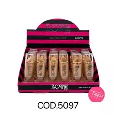 corrector de ojeras love