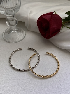 Bracelete Twist na internet