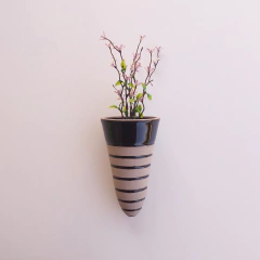 Vaso de Parede Cone - Listrado