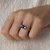 Anel Solitário Fofura Azul | Prata 950 folheada a Ouro rosé 18K e Zircônia na internet
