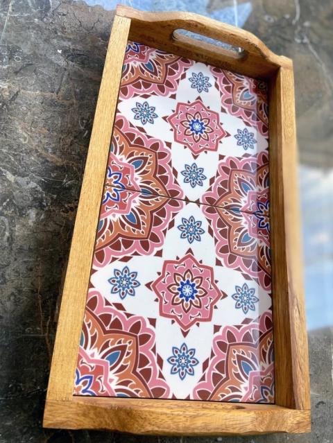 Bandeja de Madeira Com Azulejo Decorado Grande