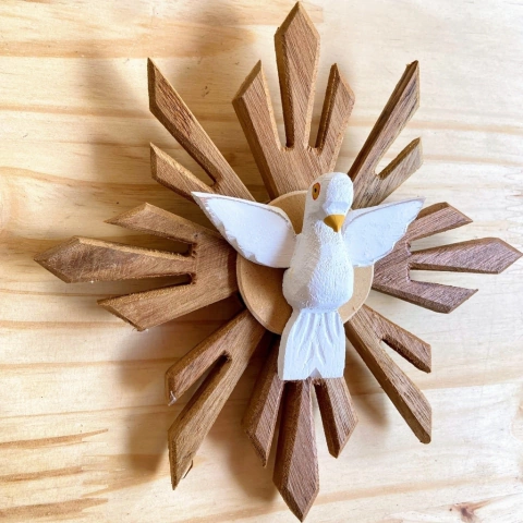 Mandala/ Resplendor Divino Espirito Santo em Madeira Pequena - 20cm