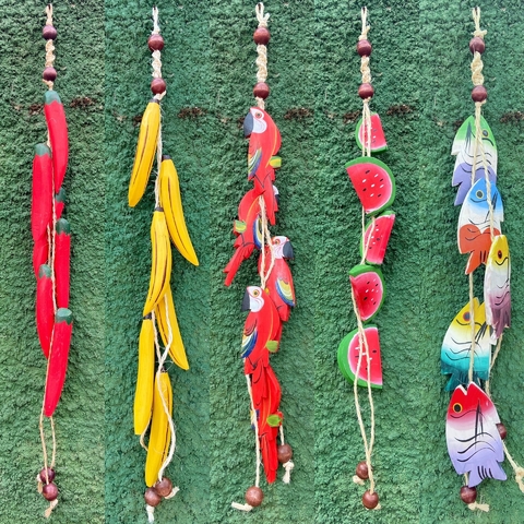 Fieira/Pendente em Corda de Sisal e Decoração em Madeira*