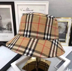 Bucket Burberry