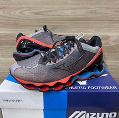 Mizuno Wave Prophecy X Masculino na internet