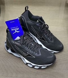 Mizuno Wave Prophecy 11