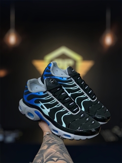 Tênis Nike TN