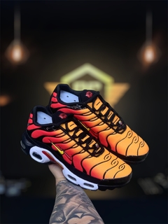 Tênis Nike TN