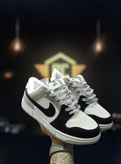 Tênis Nike SB Dunk Low