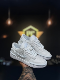 Tênis Nike SB Dunk Low