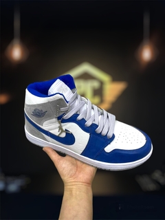 Tênis Nike Jordan Mid