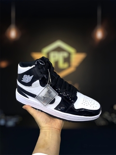 Tênis Nike Jordan Mid