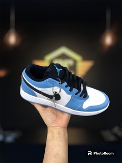 Tenis Nike Air Jordan Low