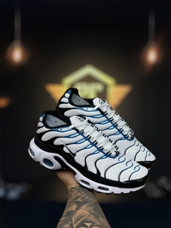 Tênis Nike TN