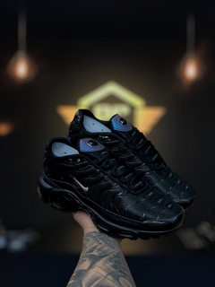 Tênis Nike TN