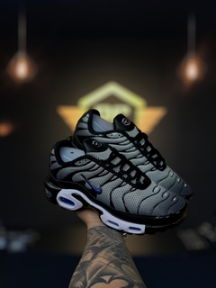 Tênis Nike TN