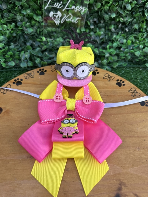 Conjunto Cabelinho Minions c/ boné (3 gargantilhas + 3 bonés)