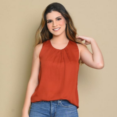 Imagem do Blusa Luiza em Crepe - Elegância com Pregas e Botão nas Costas
