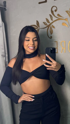 Body Antonela na internet