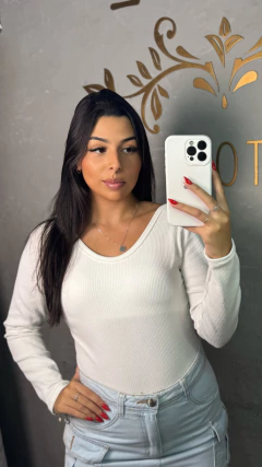 Body Maria Manga longa na internet