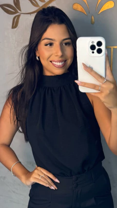 Blusa Karen na internet