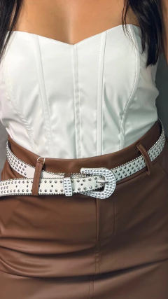 Cinto fivela bolinha prata - comprar online