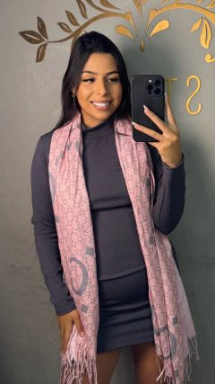 Vestido Cacharrel na internet