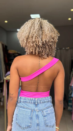 Body Carla na internet