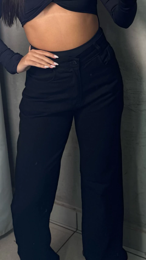 Calça Wide leg preta - comprar online