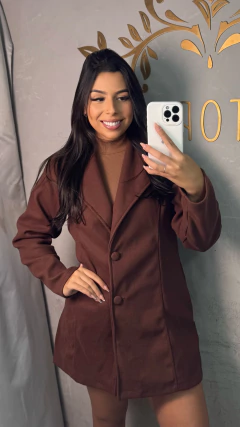 Casaco Mayara na internet