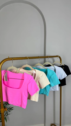 Cropped Taina Poliamida na internet