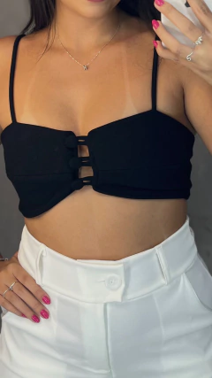 Cropped Crepe Botão na internet