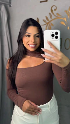 Body Agatha na internet