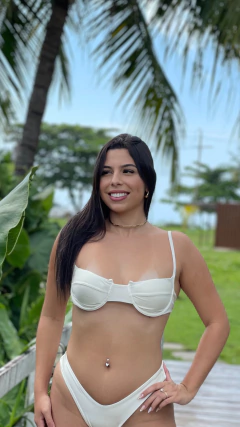 Biquíni Jeri na internet