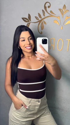 Body Helena na internet