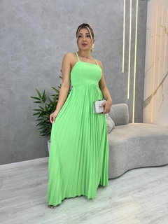 Vestido longo plissado na internet