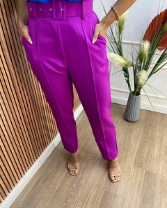 Calça com cinto alfaiataria - comprar online