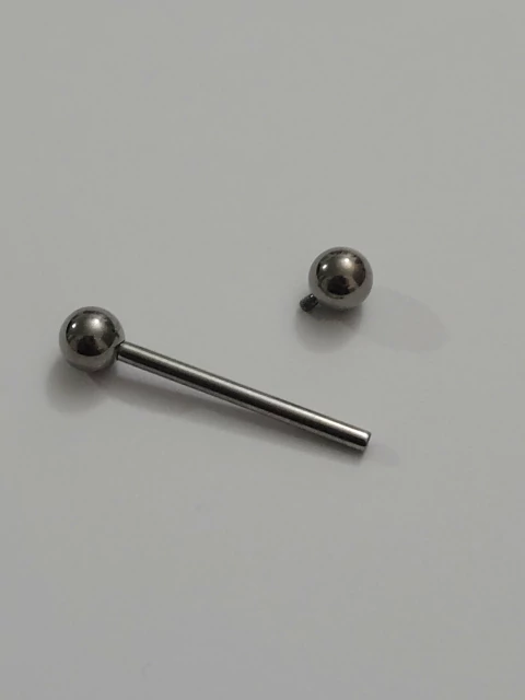 Micro Reto Rosca Interna Titânio 1,6mm Esfera 5mm