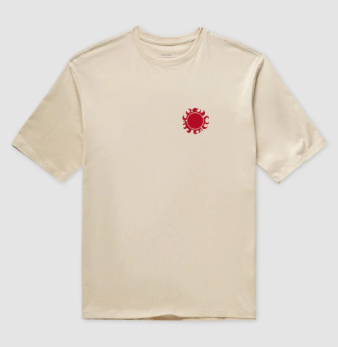 Camiseta Oversized Piratas do Sol na internet