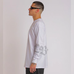 Camiseta Oversized Manga Longa Branca Unissex - loja online