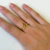 Anillo dorado Kalya