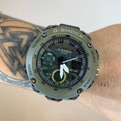 G-SHOCK GA-2000 (VERDE MILITAR)