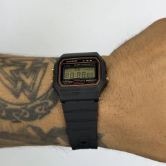 vintage (F-91W) Preto - comprar online