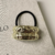 Pony Cuff Eleonore en internet