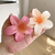 Broche para cabello - Flor Hawaiana Kalani - comprar online