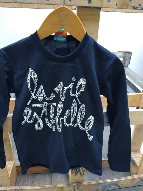 REMERA BOMBON NEGRO (58815)