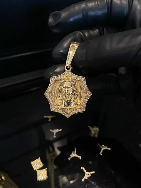 Pingente cristo hexagonal para corrente de 5 mm há 8 mm