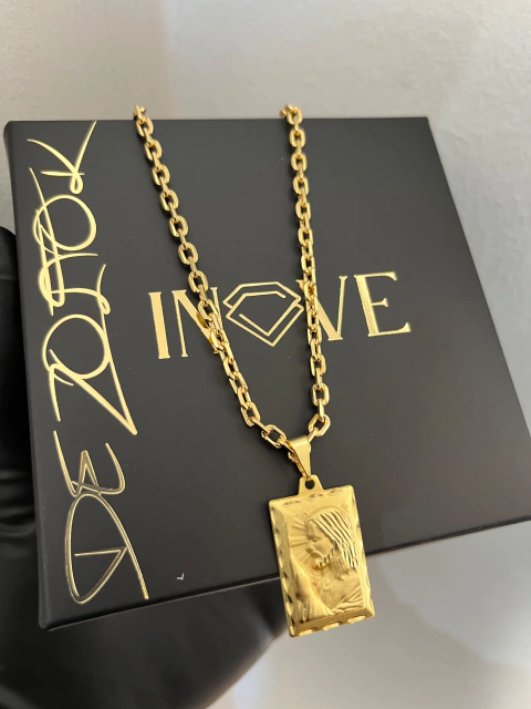 Corrente Cadeado 4mm +Pingente Jeus na Placa Diamantado P Aprox 22gr Acabamento inove18k