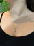 Colar veneziana 1.5mm com pingente cruz agulha 1 ano de garantia fem.
