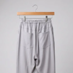 Pantalon Luna en internet
